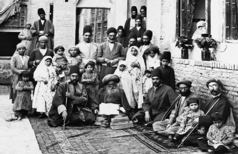 Fig. 9 Ḥakim Nur-Maḥṃud in his home, with members of his family, his patients, students, and servants. Photograph by Antoin Sevruguin. Tehran, c. 1880. Courtesy of the Freer Gallery of Art and Arthur M. Sackler Gallery Archives, Smithsonian Institution, Myron Bement Smith Collection.