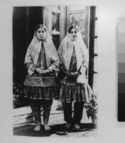 Fig. 22 Two girls in traditional attire, Mashhad, early 20th century - Collection of Azaria Levy, Jerusalem, Israel Museum Jerusalem